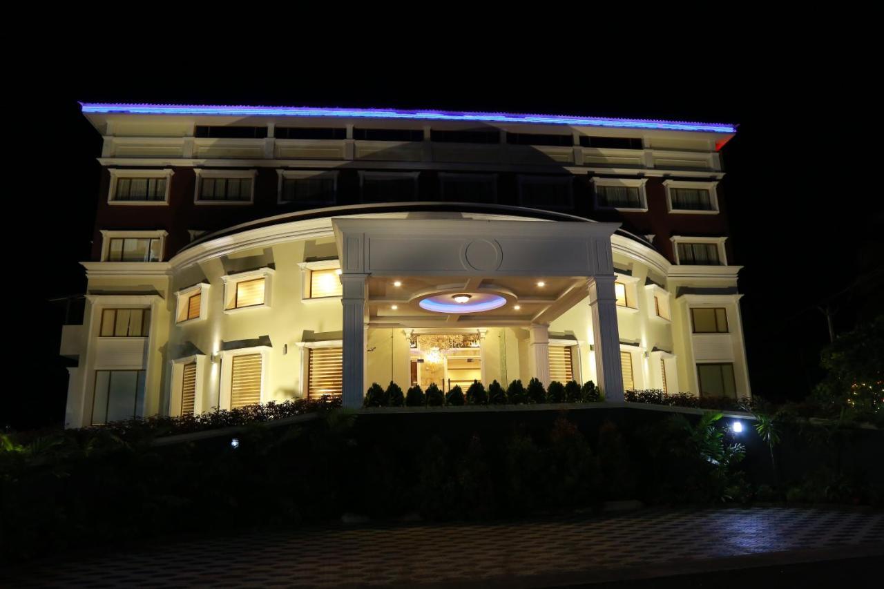 โรงแรมโบนันซา Alappuzha ภายนอก รูปภาพ