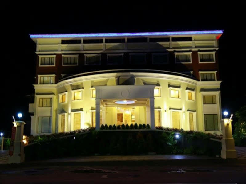 โรงแรมโบนันซา Alappuzha ภายนอก รูปภาพ